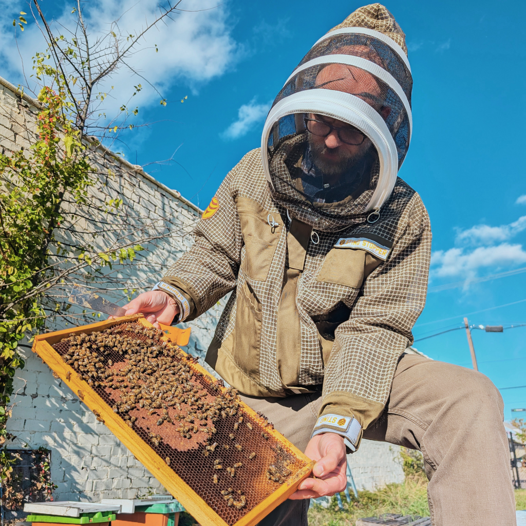 Sting Stopper Professional Ventilated Beekeeping Jacket - Olive Green