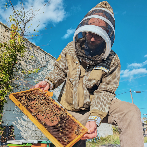 Sting Stopper Professional Ventilated Beekeeping Jacket - Olive Green