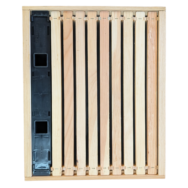 Deep Internal Frame Feeder with Ladders