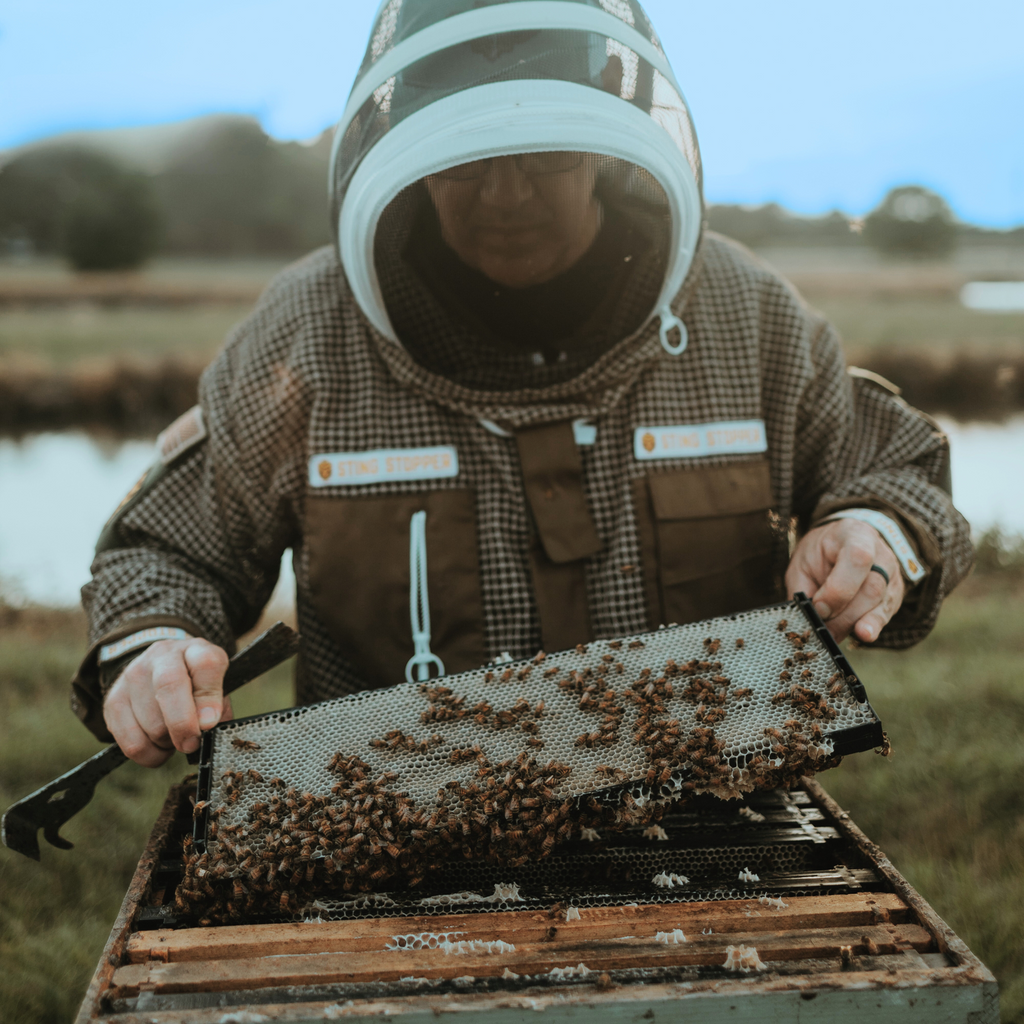 Sting Stopper Professional Ventilated Beekeeping Jacket - Olive Green