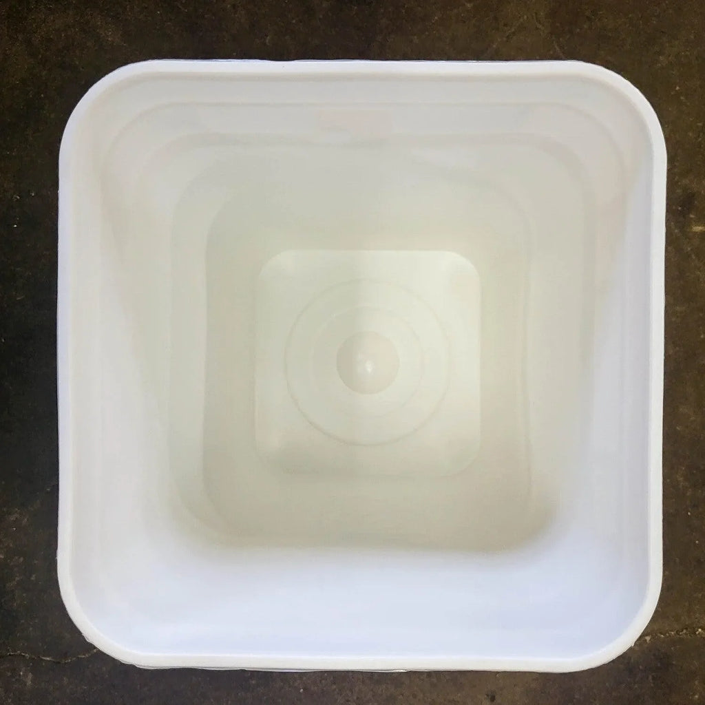 4 Gallon Square Bucket and Lid