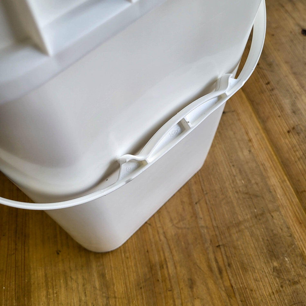 4 Gallon Square Bucket and Lid