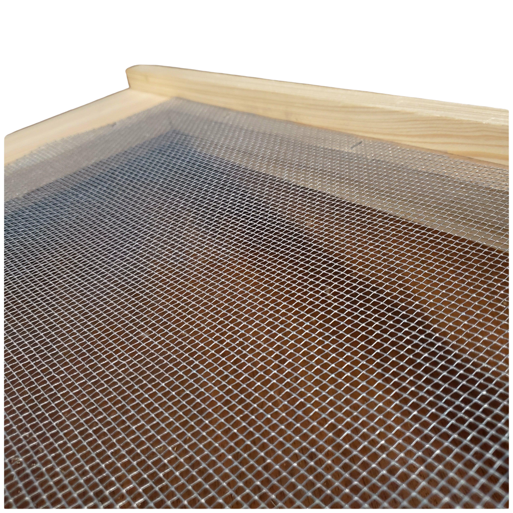 8 Frame Cypress Screened Bottom Board