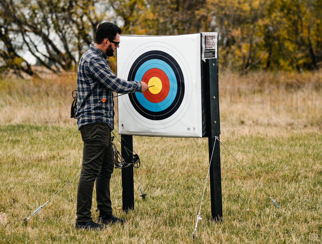 Bulldog RangeDog PLUS Archery Target With Outdoor Stand by Bulldog Archery Targets