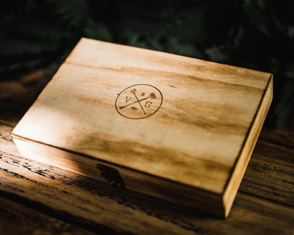 VG Cedar Wood Cigar Box by Vintage Gentlemen