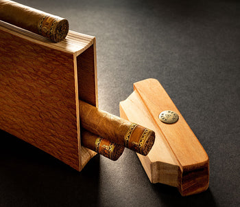 Quarter-sawn Australian Lacewood Travel Humidor by Benchmark Humidors - Proud Libertarian - Benchmark Humidors